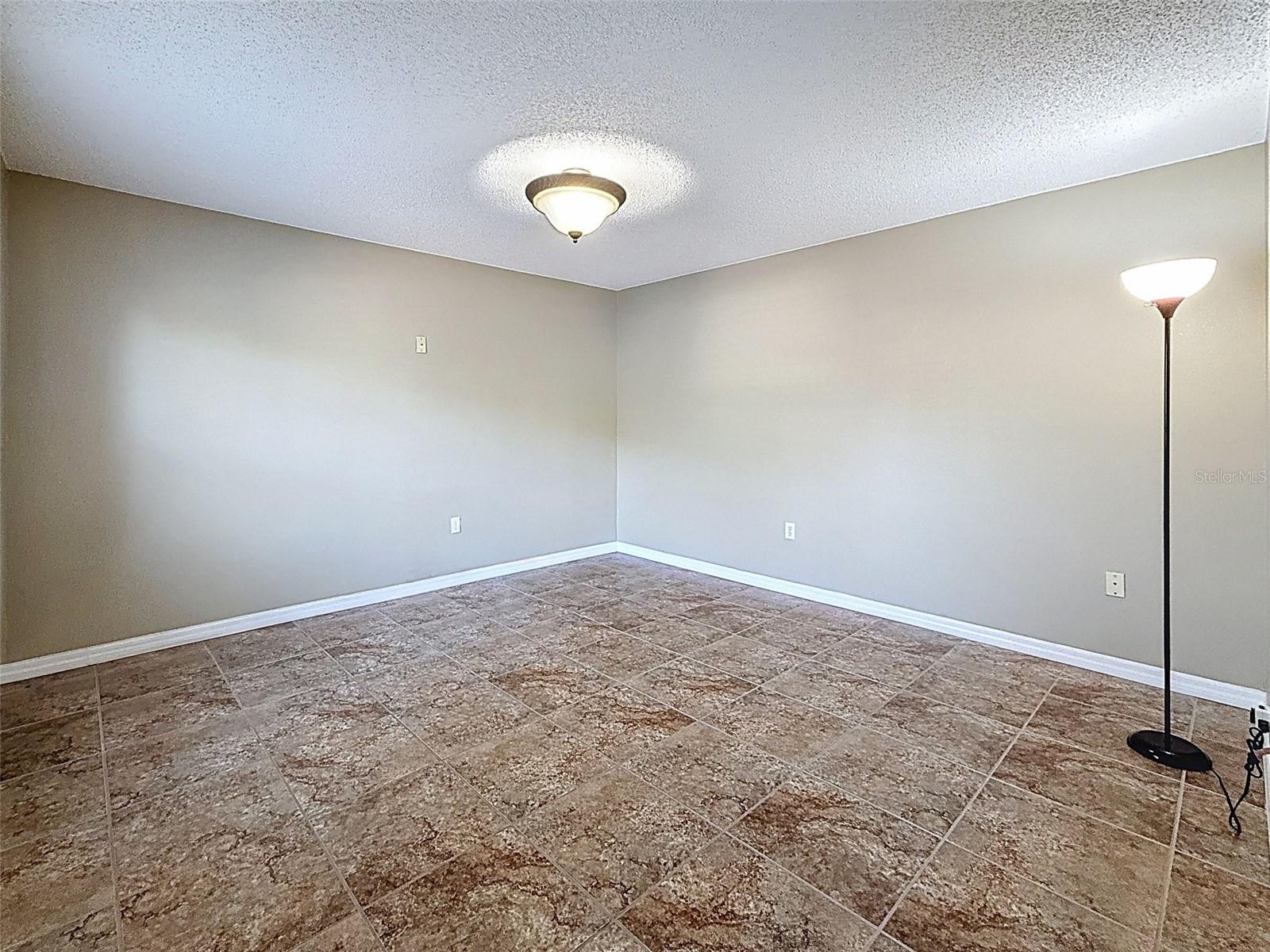 3181 DELTONA BLVD — photo 7