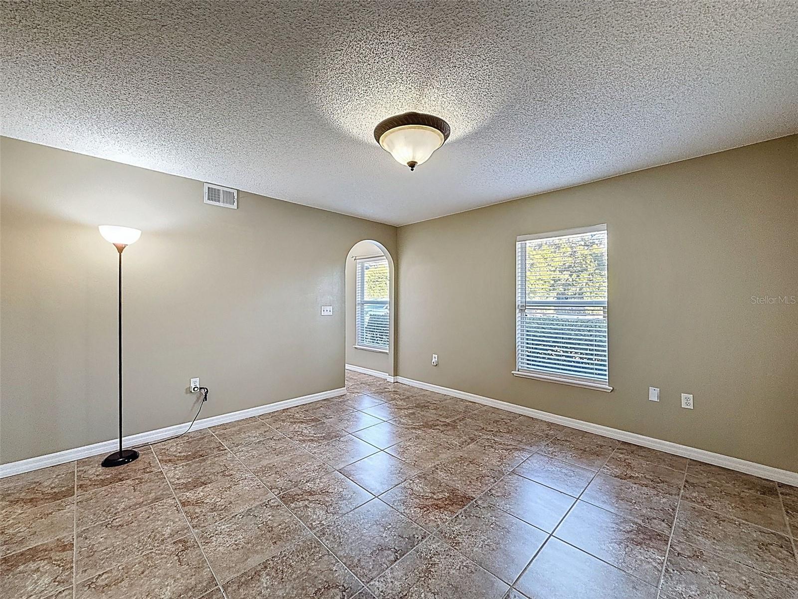 3181 DELTONA BLVD — photo 9