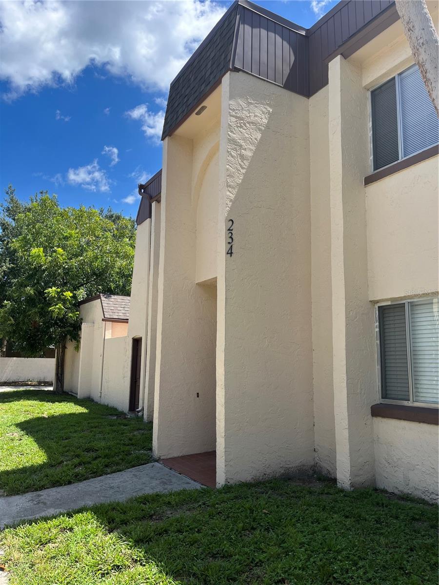 234 KRIDER RD — photo 2