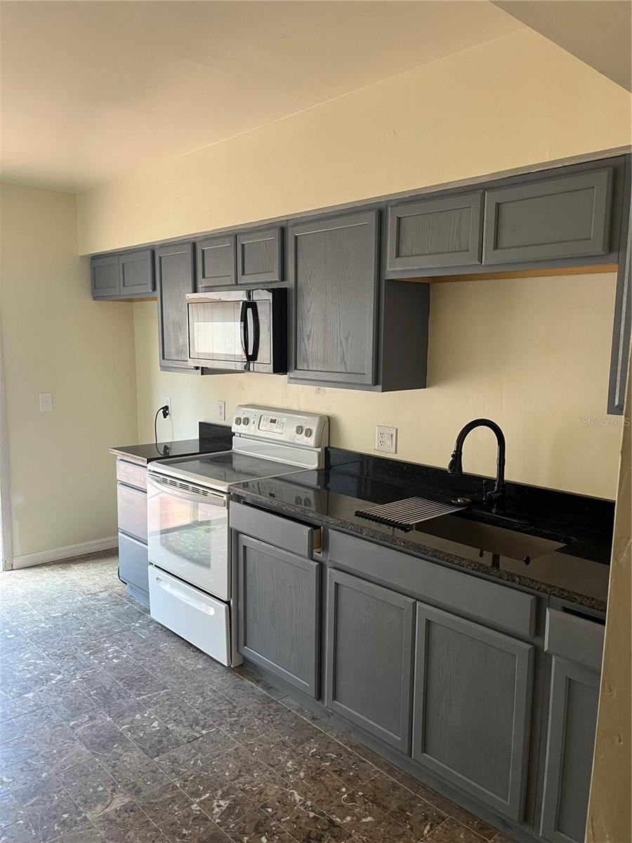 234 KRIDER RD — photo 8