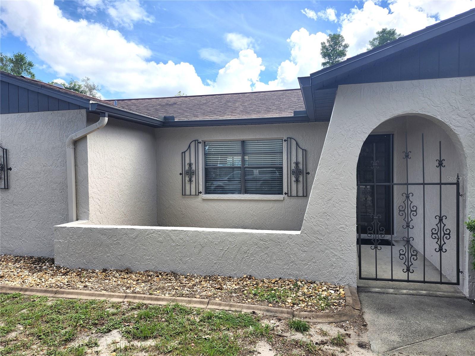 2354 DELTONA BLVD — photo 3