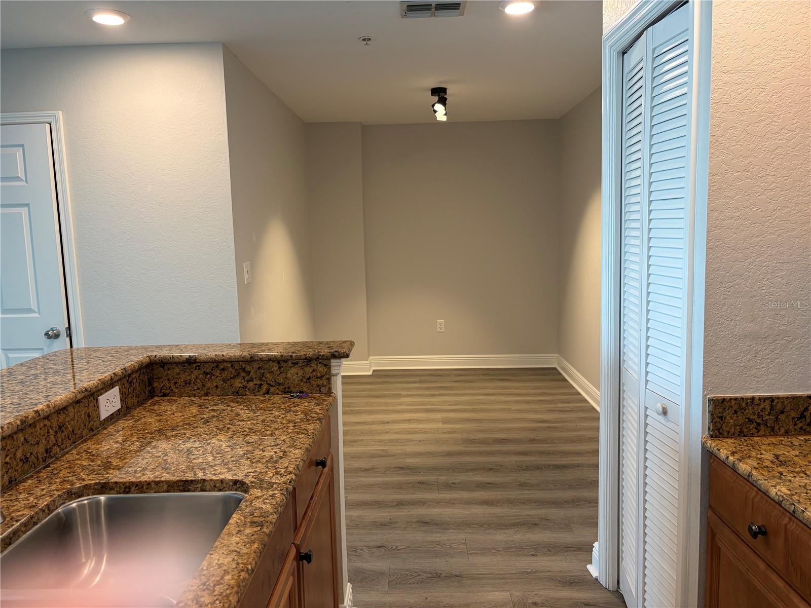 700 HARBOUR ISLAND BLVD. #307 — photo 8