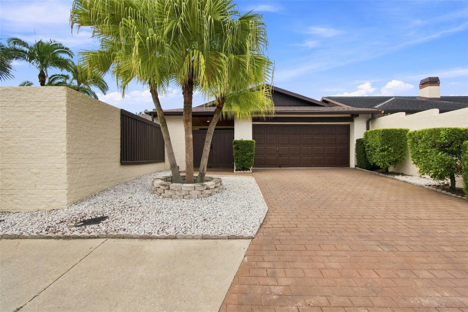 5005 PALOMA DR — photo 2