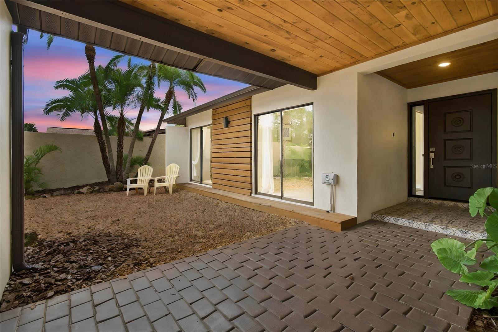 5005 PALOMA DR — photo 3