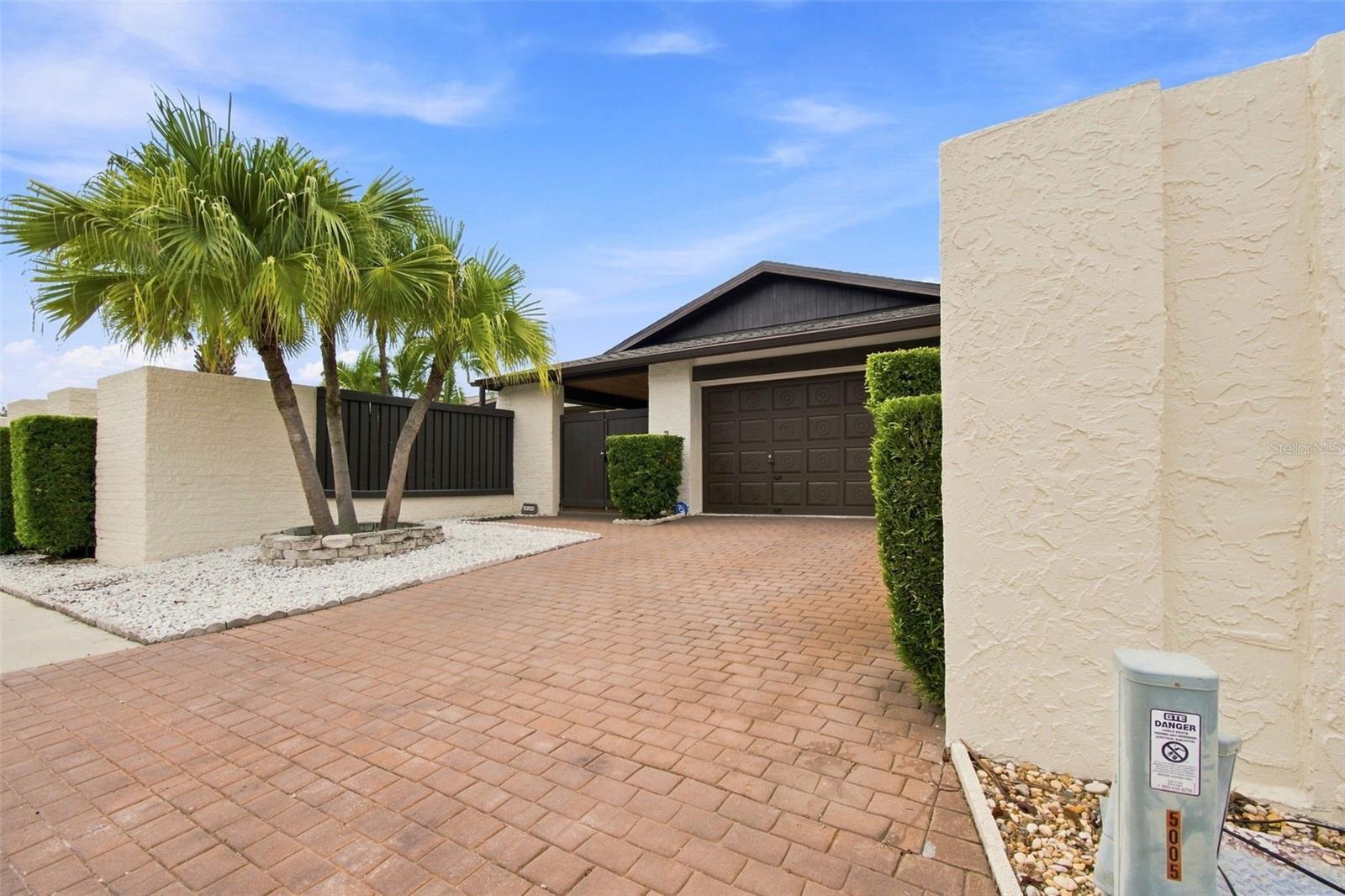 5005 PALOMA DR — photo 4