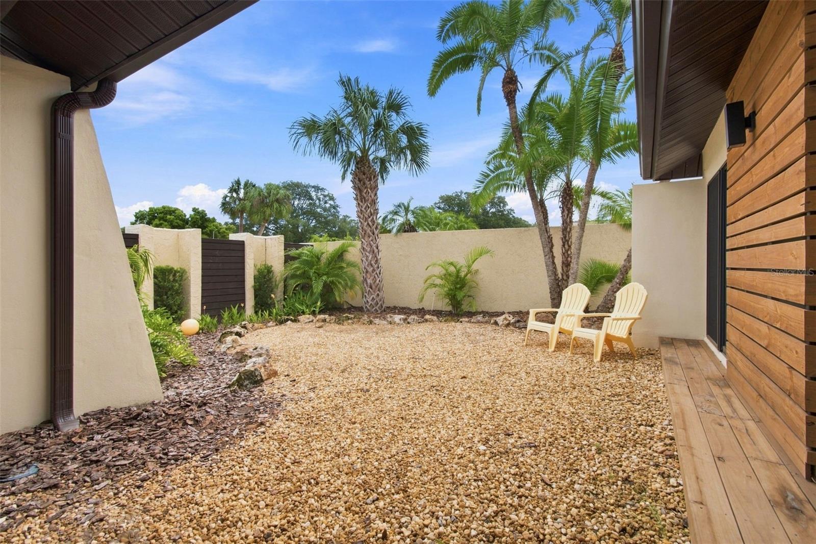 5005 PALOMA DR — photo 10