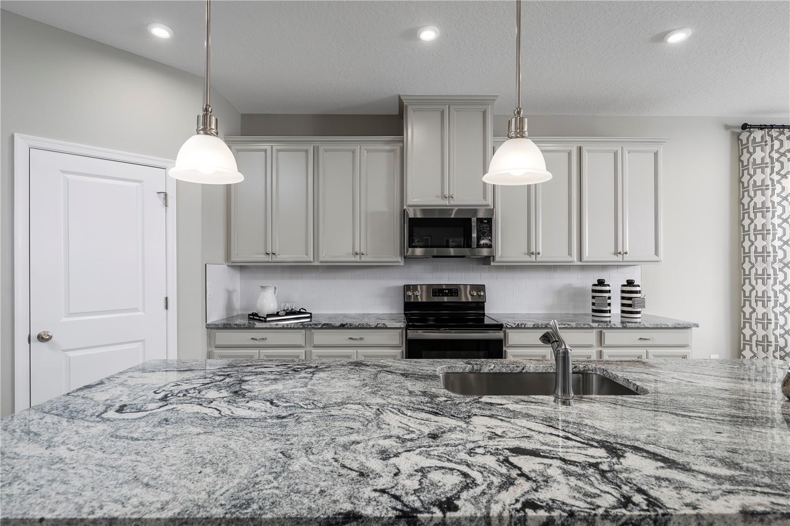 11102 NELLIE CROSSING CIR — photo 4